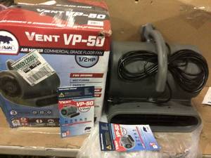 lot 49 image: B-Air 12 HP Air Mover for Janitorial Water Damage Restoration Stackable Carpet Dryer Floor Blower Fan in Grey Customer Returns See Pictures