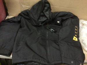 lot 68 image: Caterpillar Vail Mens Large Black Polyester Water Resistant Insulated Jacket Customer Returns See Pictures