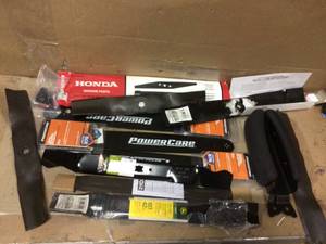 lot 59 image: MIX LOT OF  Powercare 20A Bar and Chain Combo