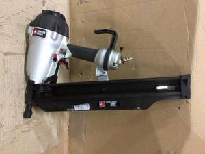 lot 71 image: Porter-Cable 21-Degree 3-12 in. Full Round Framing Nailer