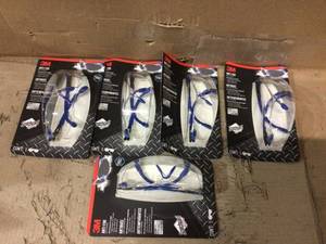 lot 99 image: 3M Scotchgard Protector GrayRed Anti-Fog Goggles with Clear Lens