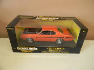 lot 4 image: 118 SCALE DIE-CAST - AMERICAN MUSCLE 1971 DODGE DEMON . NEW IN BOX. GREAT PIECE - SEE PICTURES.