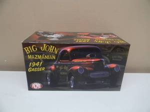 lot 62 image: 118 SCALE DIE-CAST - ACME 1941 GASSER BIG JOHN MAZMANIAN - 1 OF 2500 - NEW IN BOX - AWESOME, GREAT PIECE - SEE PICTURES