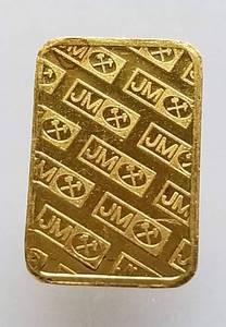 lot 01 image: 1 GRAM .999 FINE GOLD BAR VINTAGE JOHNSON MATTHEY