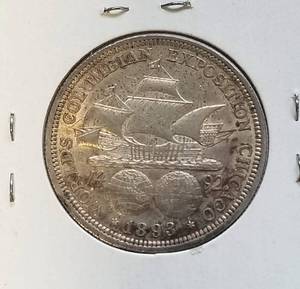 lot 44 image: 1893 CHICAGO WORLDS FAIR COLUMBIAN EXPO COMMEMORATIVE HALF DOLLAR 1492-1892