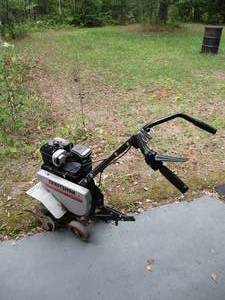 lot 13 image: Craftsman Tiller