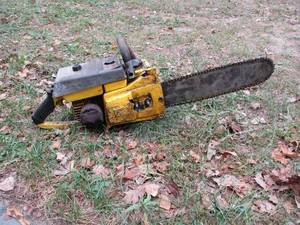 lot 17 image: Chain Saw For Parts Only