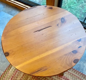 lot 16 image: Cricket End Table by Old Hickory