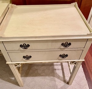 lot 27 image: Pair of Thomas Obrien Collection Nightstands