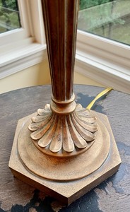 lot 24 image: Classy Accent Lamp