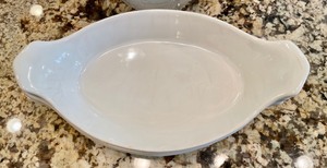 lot 82 image: Bowls and Dishes