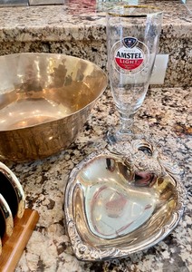 lot 83 image: Variety of Household Items