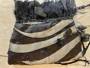 lot 37 image: Mary Frances Handbag