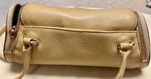 lot 42 image: Cole Hahn Cream Handbag