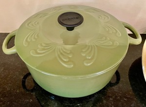 lot 212 image: Chantal Cast Iron Pot and More