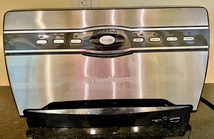 lot 229 image: Fabulous Foodsaver