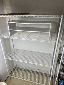 lot 102 image: 4 Shelf Wire Storage Unit
