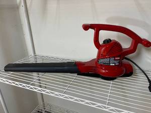 lot 104 image: Toro Ultra Leaf Blower  Vac