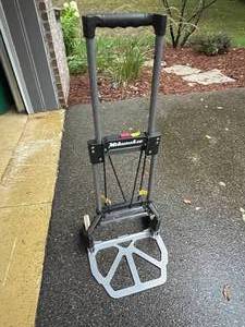 lot 108 image: Milwaukee Folding Cart