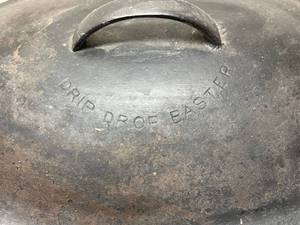 lot 122 image: Cast Iron Drip Drop Baster