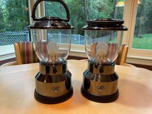 lot 142 image: 2 GE Battery Operated Lanterns