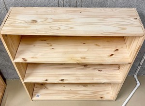 lot 314 image: Wooden Shelf