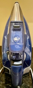 lot 336 image: Rowenta Steamforce Iron