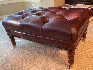 lot 173 image: Whittemore Sherrill Rolling Ottoman
