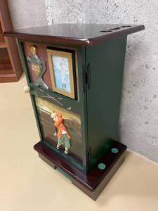 lot 199 image: Powell Golf Themed Table With Storage