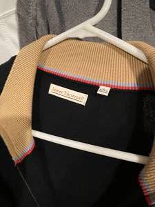lot 276 image: 8 Mens Long Sleeved Shirts