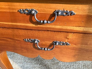 lot 154 image: 2 Ethan Allen Side Accent Tables
