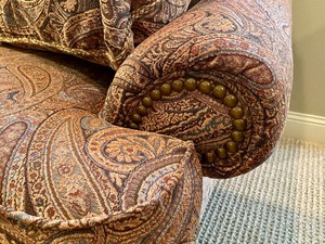 lot 135 image: Sherrill Beautiful Paisley Print Upholstered Sofa
