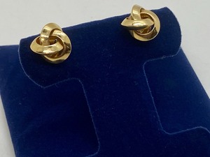 lot 359 image: 14k Gold Knot Earrings