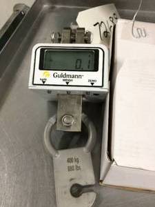 lot 29 image: SR Scales FG803LF Hanging Guldmann Scale, Medline HCS8715M Oxygen Regulator, and GB Flex Tubing