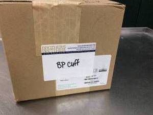 lot 39 image: Lot Of 6 MediChoice Adult Soft Blood Pressure Cuffs - NEW