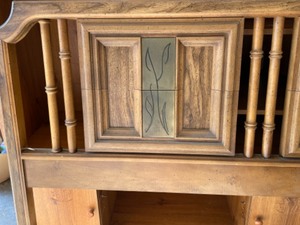 lot 7 image: Mid century headboard