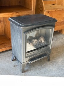 lot 9 image: Electric Fireplace