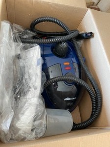 lot 31 image: Home Right Steam Machine New in Box
