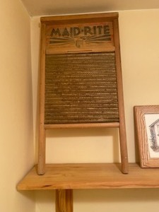 lot 58 image: Vintage Washboard, Shelf, and 2 pictures