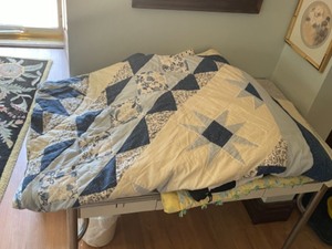 lot 67 image: Variety of Quilts