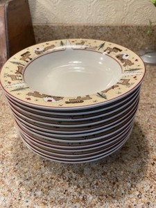 lot 71 image: Set of 12 Ginger Creek Country Winter Scene Meiwa Art Dishes