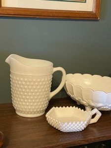 lot 112 image: Milk Glassware, Wine Glasses, Serving Bowl, Pitcher