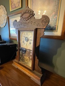 lot 145 image: Mantle Clock Seth Thomas