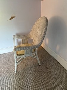 lot 162 image: Wicker Chair