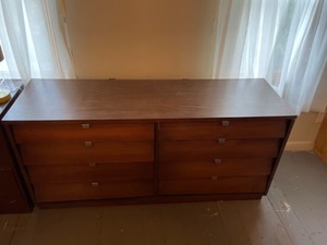 lot 172 image: Mid Century Dresser