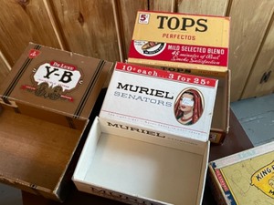 lot 182 image: Vintage Cigar Boxes