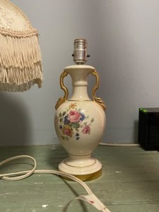 lot 189 image: Vintage Lamps