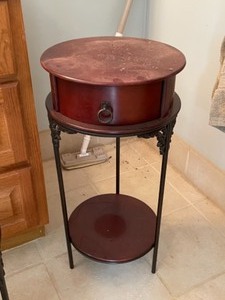 lot 197 image: Tiered Stands