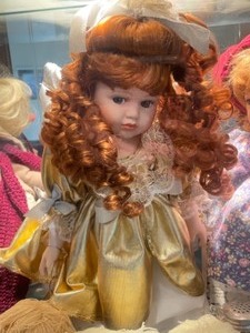 lot 228 image: Various Dolls, Precious Moments, Second Shelf of Curio Cabinet