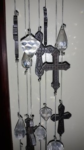 lot 161 image: Wind Chimes
